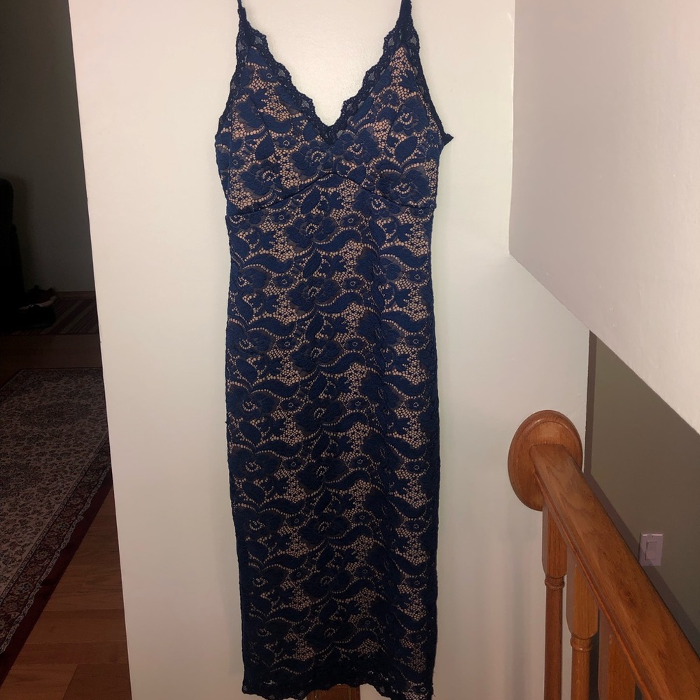 Fashion nova lace dress